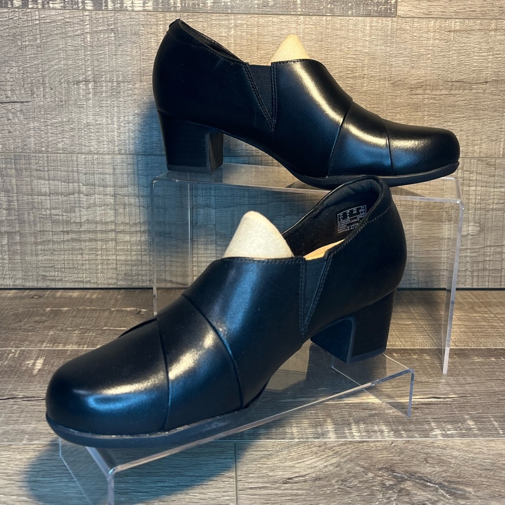 Clarks - Rosalyn Adele “Black Leather” 10955 - Picture 2 of 6